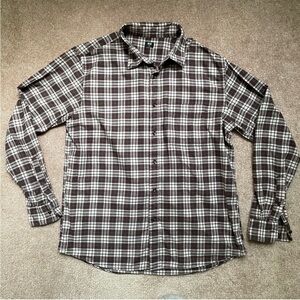 Uniqlo Brown Plaid Flannel - Womens Medium